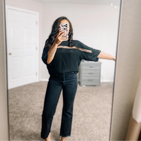 3.1 Phillip Lim Black Loose Fit Flow Blouse with flattering ladder cut out Sz 4 - Picture 1 of 11